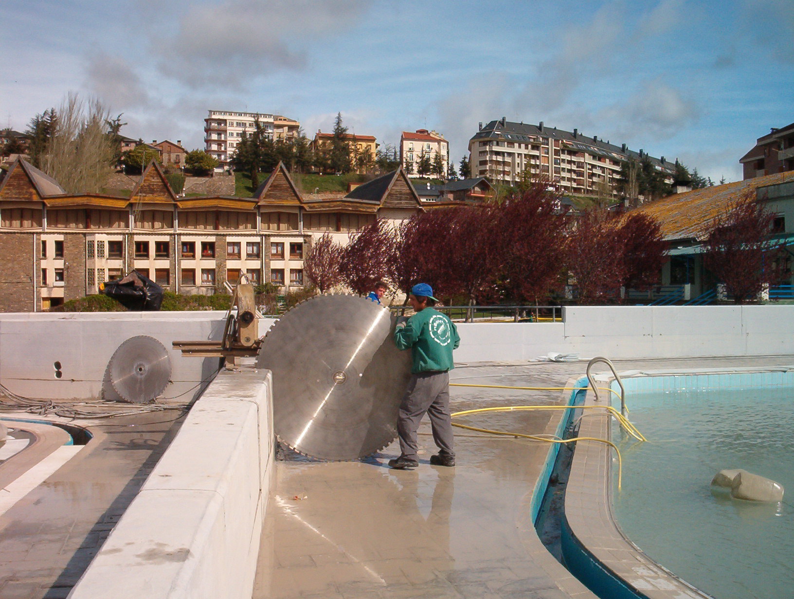Piscinas (Jaca)10